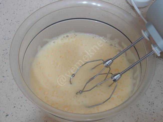 Peynirli Kek - Yapılışı (3/16) 