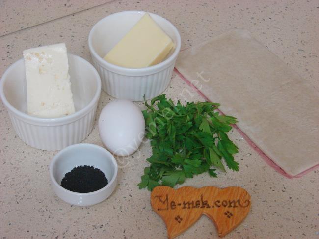 Peynirli Talaş Böreği - Yapılışı (1/16) 