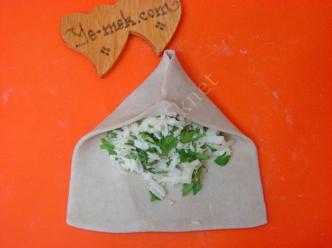 Peynirli Talaş Böreği - Yapılışı (6/16) 