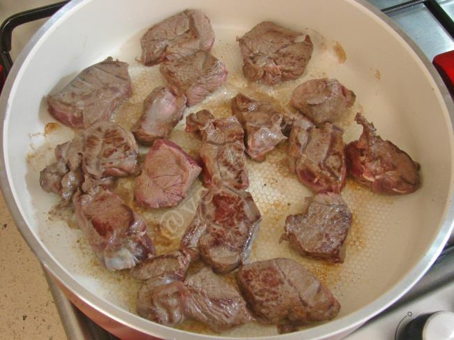 Terbiyeli Et Haşlama - Yapılışı (3/12) 