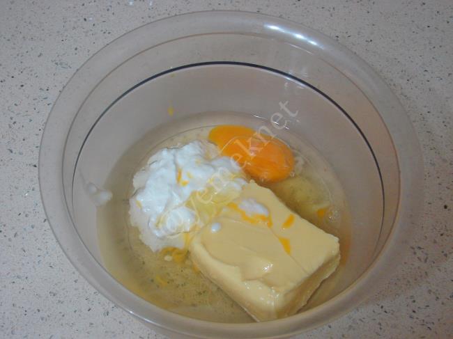 Tereyağlı Mısır Unlu Poğaça - Yapılışı (3/16) 