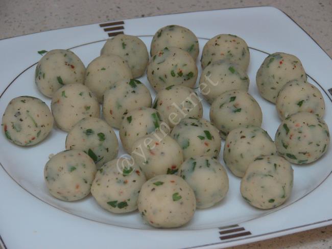 Yoğurtlu Patates Topları - Yapılışı (7/12) 