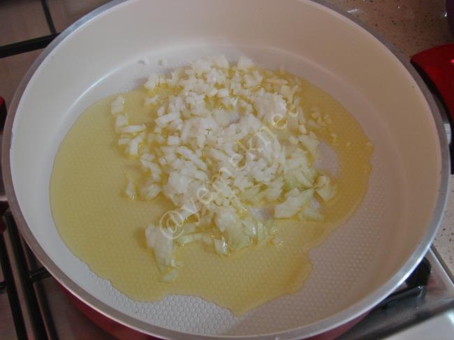 Barbunyalı Taze Fasulye - Yapılışı (3/12) 