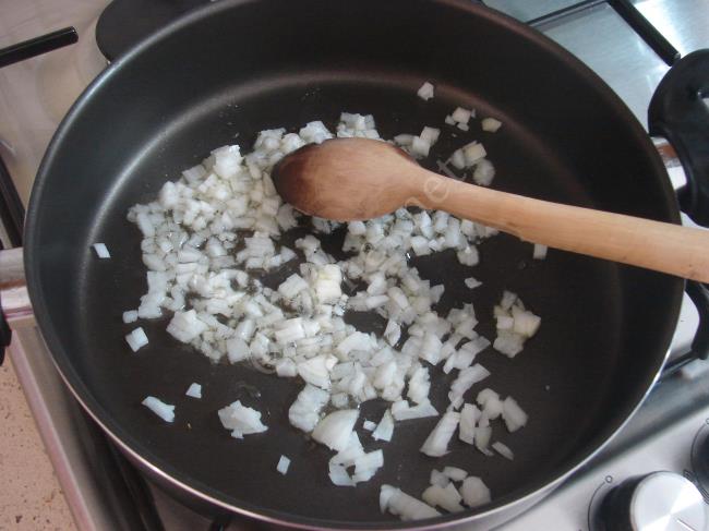 Kıymalı Patlıcan Yemeği - Yapılışı (2/12) 