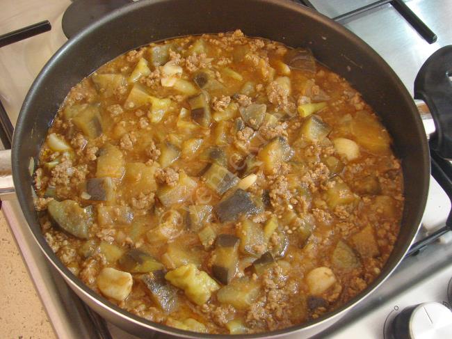 Kıymalı Patlıcan Yemeği - Yapılışı (9/12) 