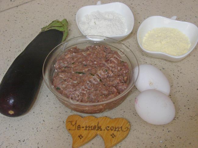 Köfteli Patlıcan Kızartması - Yapılışı (1/16) 