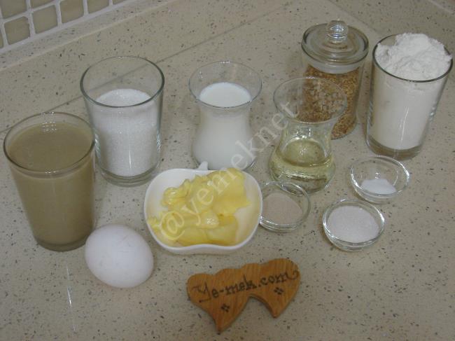 Tahinli Rulo Çörek - Yapılışı (1/20) 