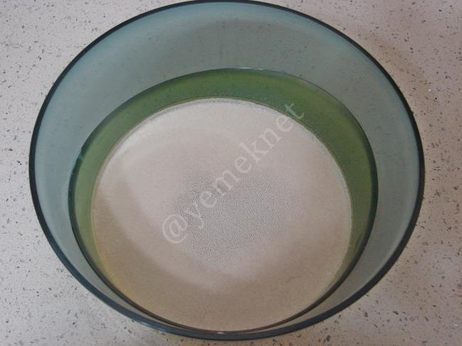 Tahinli Rulo Çörek - Yapılışı (2/20) 