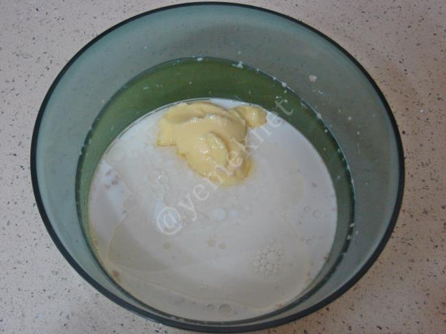 Tahinli Rulo Çörek - Yapılışı (3/20) 