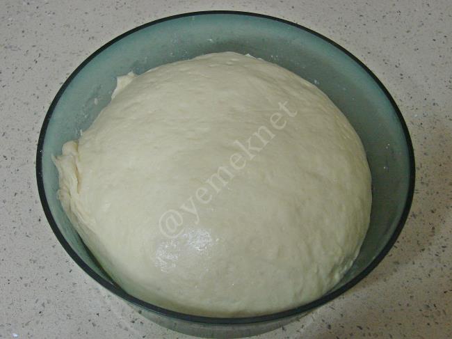 Tahinli Rulo Çörek - Yapılışı (6/20) 