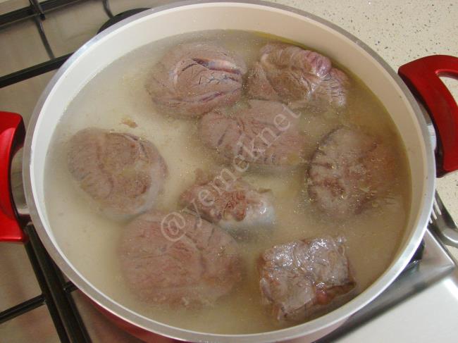 Tencerede Sebzeli Et Haşlama - Yapılışı (4/12) 