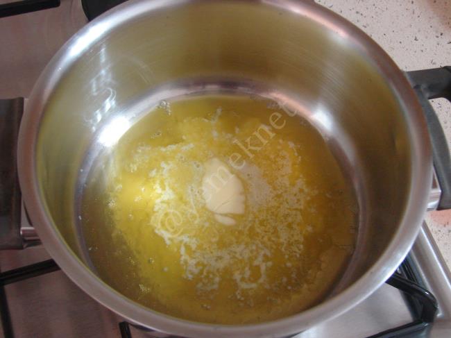 Domatesli Arpa Şehriye Pilavı - Yapılışı (2/12) 