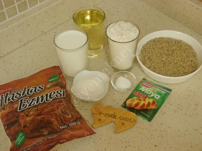 Haşhaşlı Cevizli Burma Çörek - Yapılışı (1/24) 