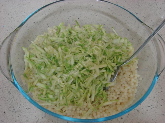 Kabaklı Kuskus Salatası - Yapılışı (5/12) 