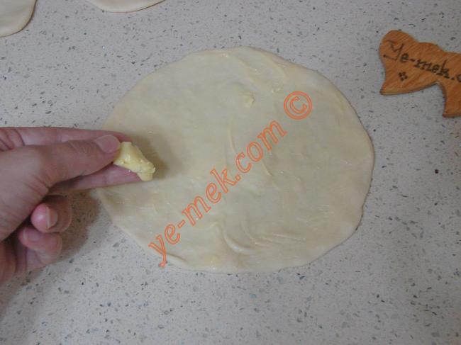 Kıymalı Katmer Poğaça - Yapılışı (7/16) 