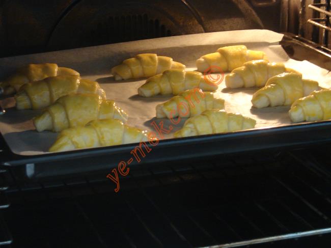 Kıymalı Katmer Poğaça - Yapılışı (14/16) 