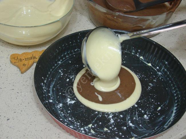 Kolay Zebra Kek - Yapılışı (11/20) 