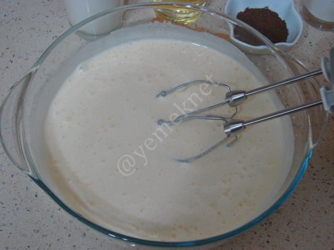 Kolay Zebra Kek - Yapılışı (3/20) 