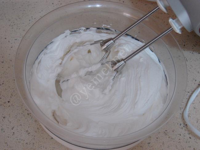 Pişmeyen Soğuk Pasta - Yapılışı (2/16) 