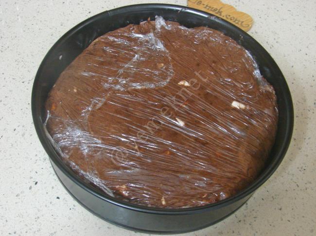 Halleyli Bisküvili Pasta - Yapılışı (12/16) 