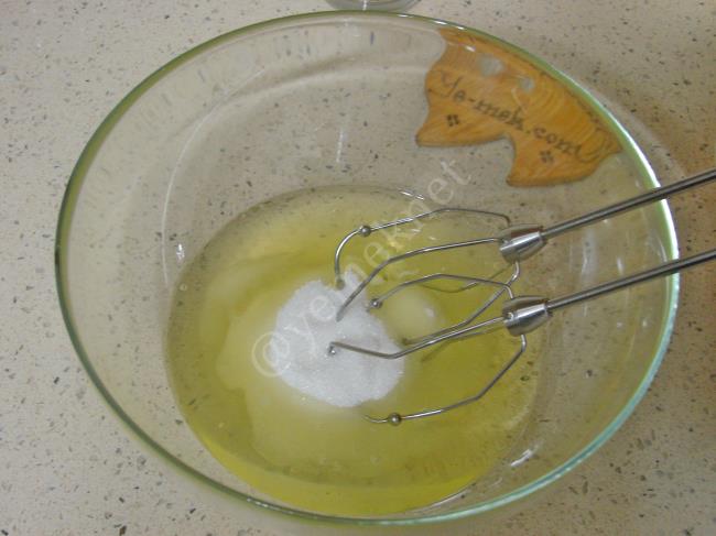 Nutellalı Pamuk Kek - Yapılışı (2/12) 