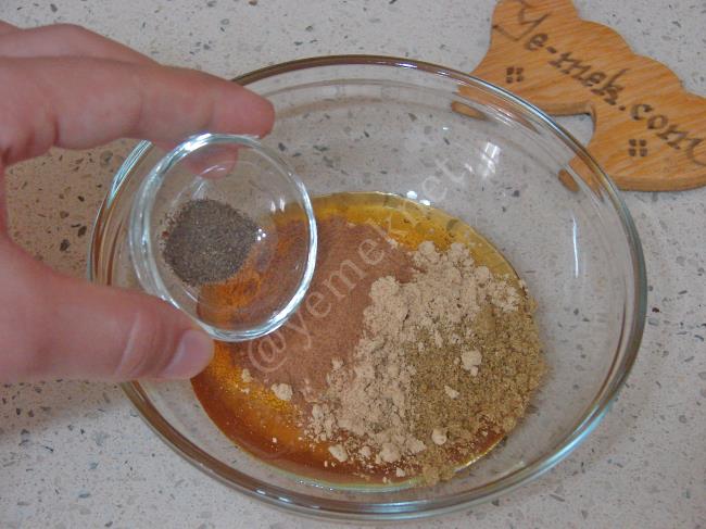 Öksürük Kesen Ballı Baharatlı Kür - Yapılışı (7/12) 