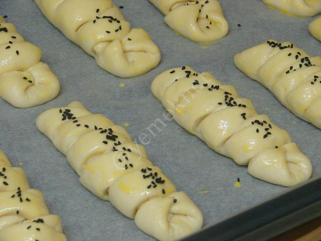 Örgü Poğaça - Yapılışı (19/24) 