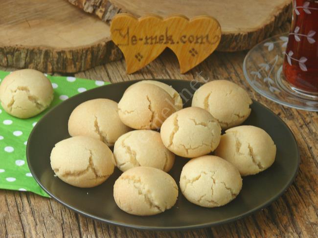 Sıvı Yağlı Un Kurabiyesi - Yapılışı (9/12) 