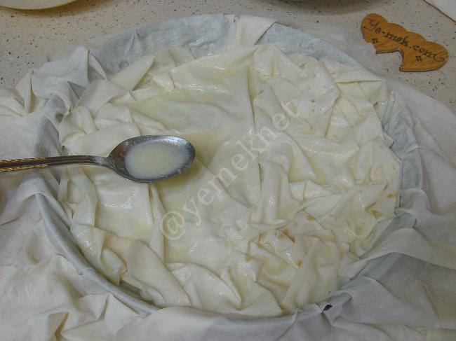 Sodalı Börek - Yapılışı (6/16) 