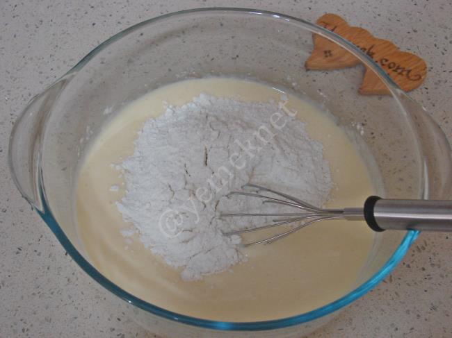 Yoğurtlu Hamur Kızartması - Yapılışı (5/16) 