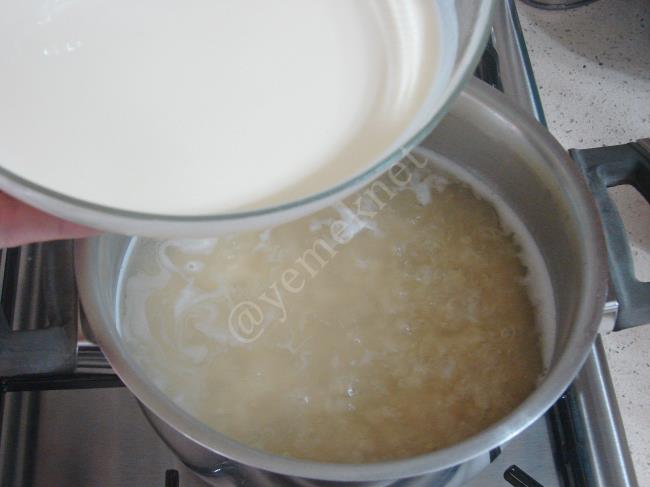 Yoğurtlu Kuskus Çorbası - Yapılışı (5/12) 