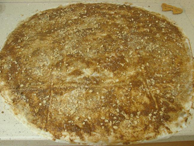 Cevizli Haşhaşlı Çıtır Börek - Yapılışı (10/24) 