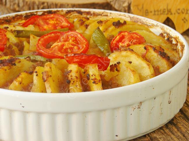 Fırında Kıymalı Patates Dizmesi - Yapılışı (21/24) 