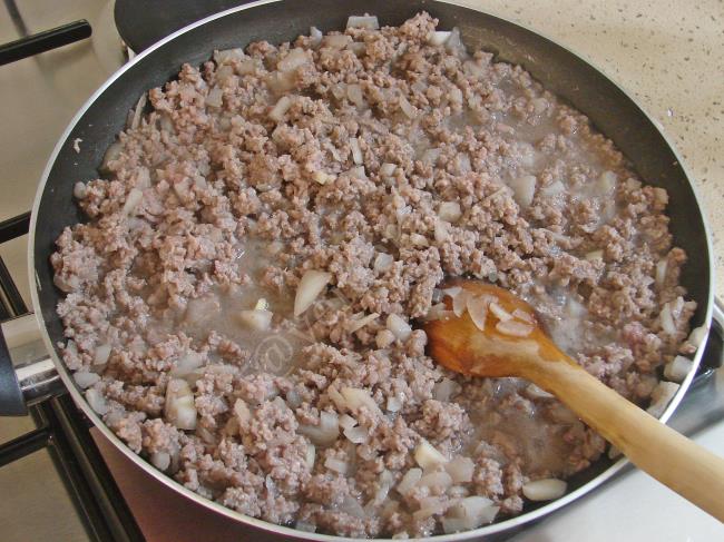 Fırında Kıymalı Patates Dizmesi - Yapılışı (4/24) 