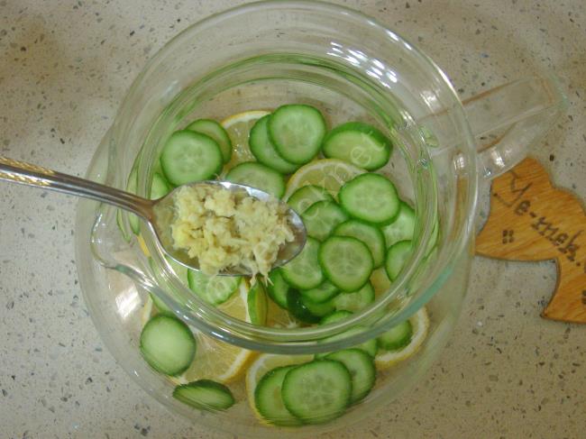 Göbek Yağlarını Eriten Salatalık Çayı - Yapılışı (4/12) 