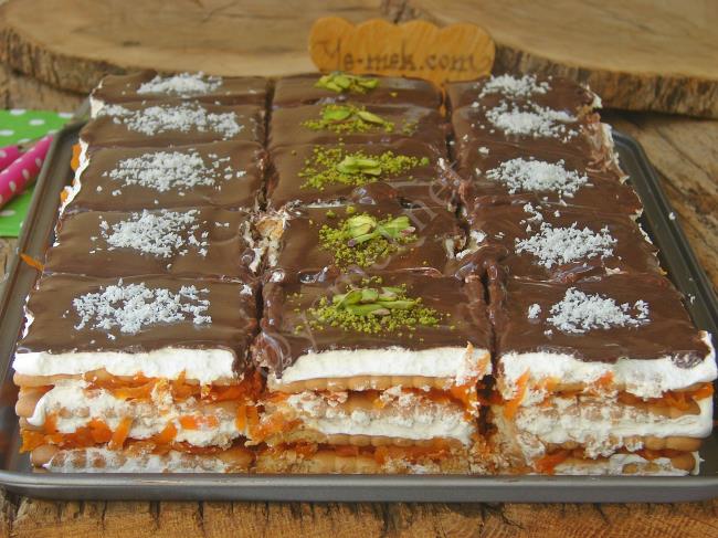 Havuçlu Bisküvili Yaş Pasta Nasıl Yapılır? (20/24) Resimli Yemek