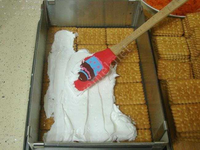 Havuçlu Bisküvili Yaş Pasta - Yapılışı (6/24) 