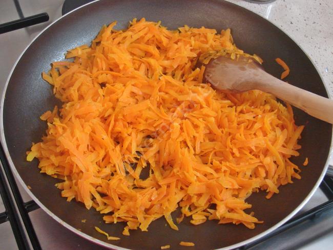 Havuçlu Kuskus Salatası - Yapılışı (3/12) 