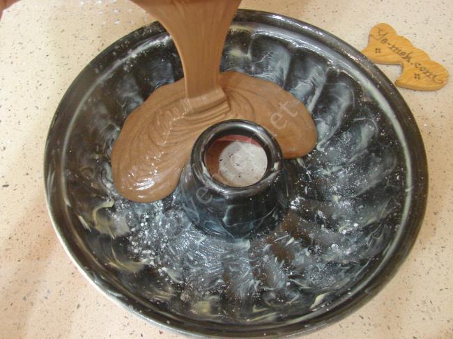 İçi muhallebili Kek - Yapılışı (7/20) 