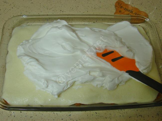 İrmikli Etimek Tatlısı - Yapılışı (12/16) 