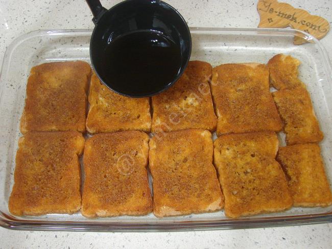 İrmikli Etimek Tatlısı - Yapılışı (7/16) 