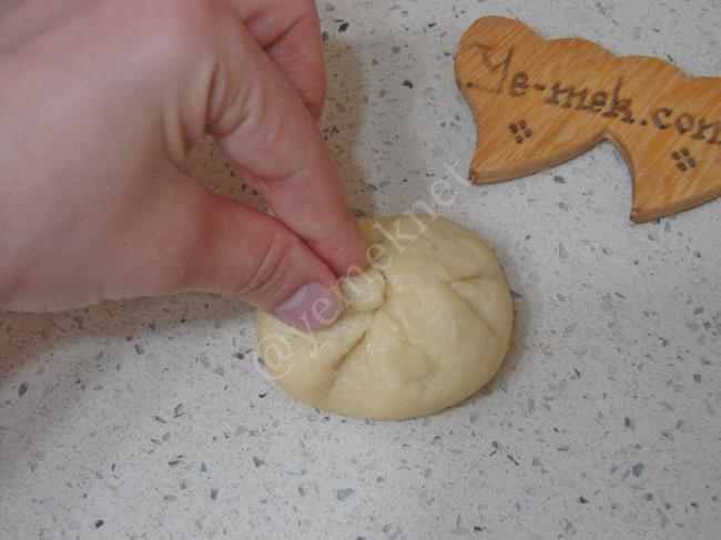 Karaköy Poğaçası - Yapılışı (8/16) 