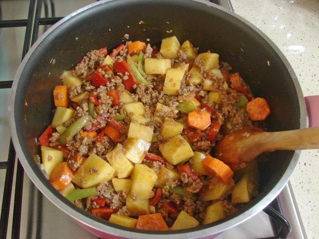 Kıymalı Patatesli Karnabahar Yemeği - Yapılışı (8/16) 