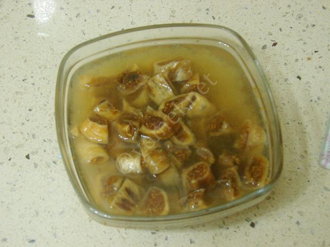 Kremalı İncirli Kek - Yapılışı (3/16) 