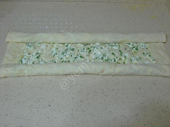 Peynirli Çıtır Üçgen Börek - Yapılışı (10/20) 