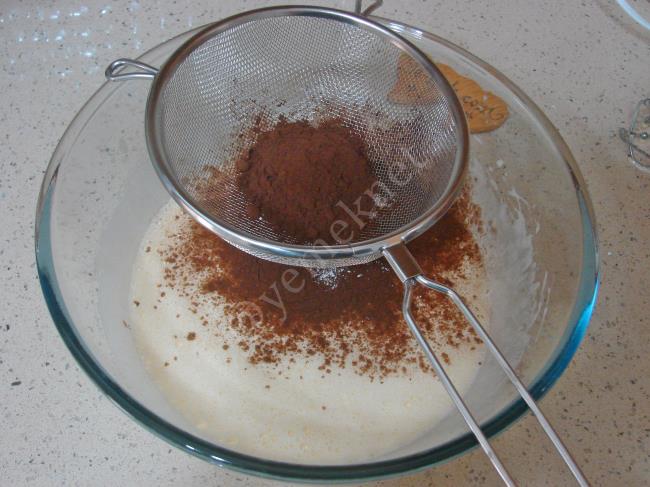 Porsiyonluk Köstebek Pasta - Yapılışı (4/24) 