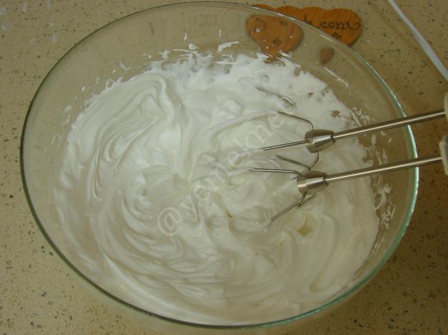 Porsiyonluk Köstebek Pasta - Yapılışı (9/24) 