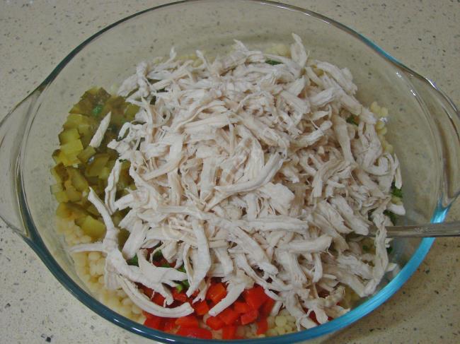 Tavuklu Kuskus Salatası - Yapılışı (7/12) 