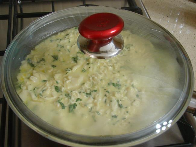 Tek Yufka Böreği - Yapılışı (11/16) 