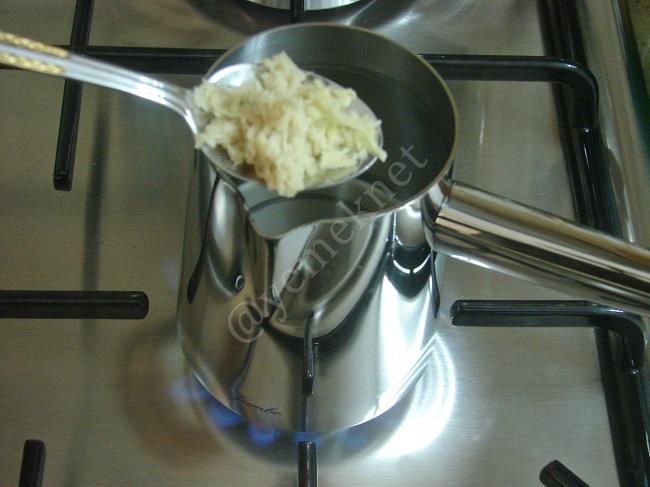 Zayıflatan Sarımsak Çayı - Yapılışı (3/12) 